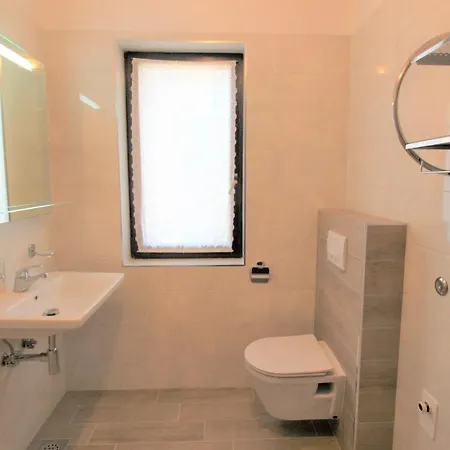 Monika 3 Pax Novigrad Istria