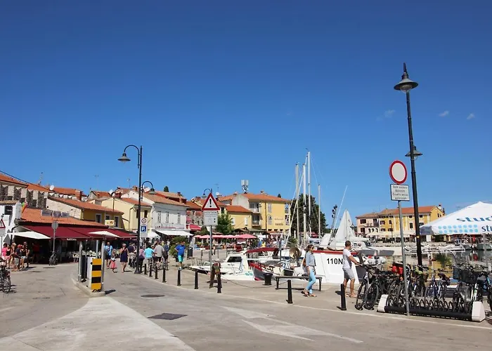 Monika 3 Pax Novigrad Istria